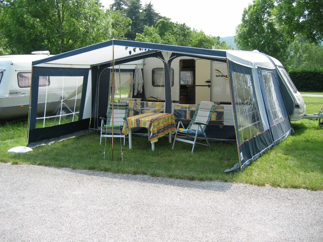 municipal-les-grands-pres-dieulefit-iq8h3