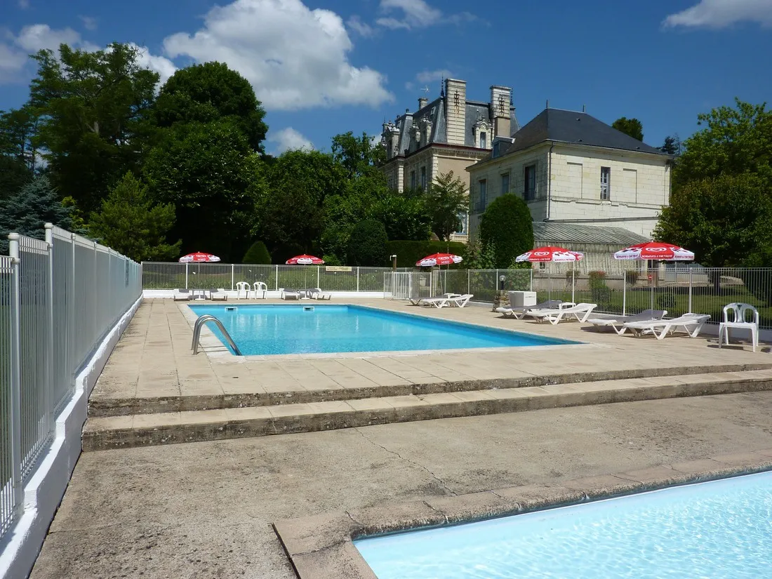 chateau-de-la-rolandiere-trogues-indre-et-loire-ew10x