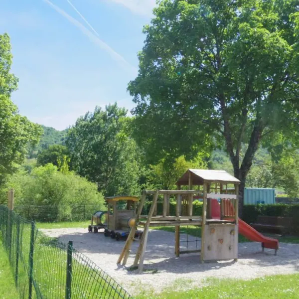 camping-municipal-de-chavannes-sur-suran-chavannes-sur-suran-ud76m