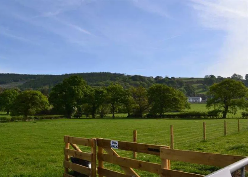 rhuallt-country-park-rhuallt-khqrr