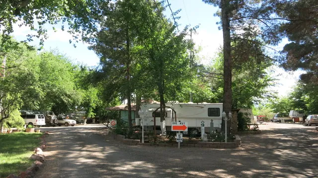 turquoise-triangle-rv-park-cottonwood-mjwcj