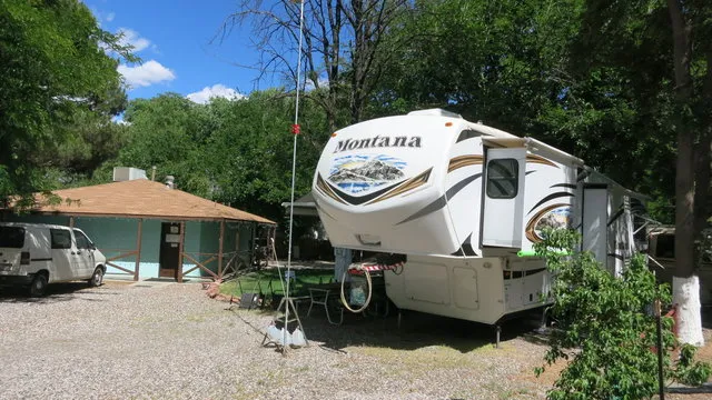 turquoise-triangle-rv-park-cottonwood-ska86