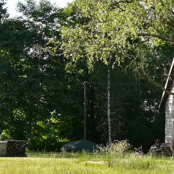 hedo-talu-nature-camping-roosiku-hrxwr