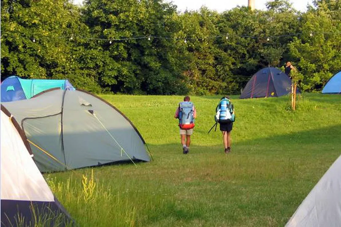 jugendubernachtungscamp-the-tent-munchen-giuny