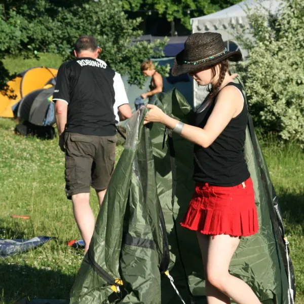 jugendubernachtungscamp-the-tent-munchen-zx57v