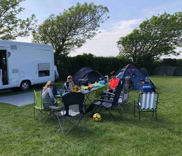 st-petrox-campsite-pembroke-3unxd