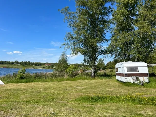 ava-sol-stallplats-soraker-auinu