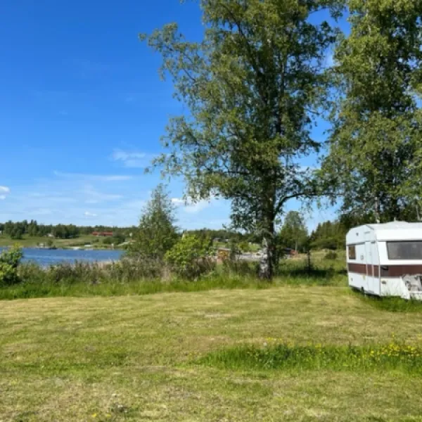 ava-sol-stallplats-soraker-auinu