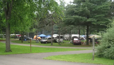 twin-mills-camping-resort-howe-1o9aw