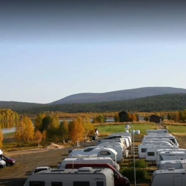 yllaksen-ykkos-caravan-akaslompolo-krqrz