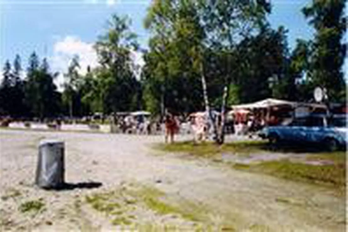 nyangets-bad-camping-domsjo-bei-ornskoldsvik-xamvr