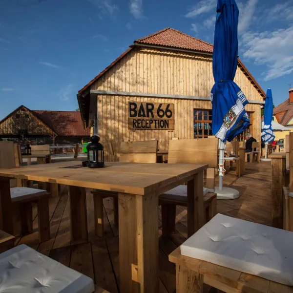 Camping Plana & Bar 66