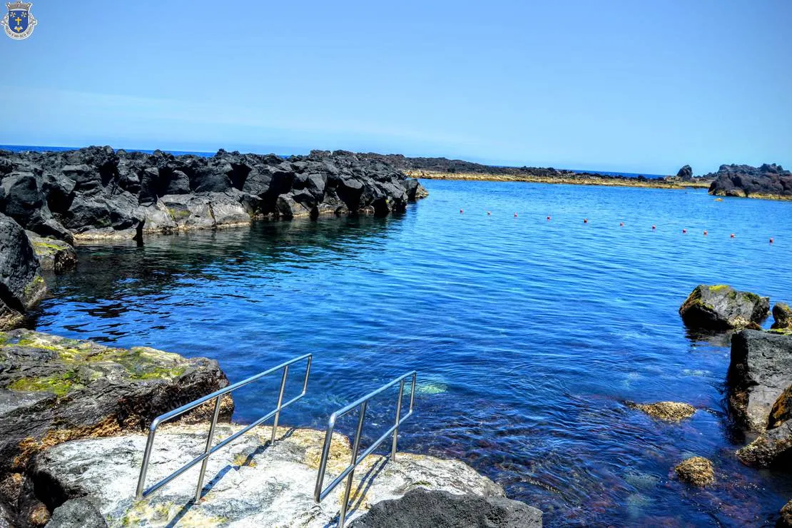 barro-vermelho-santa-cruz-da-graciosa-jjrbz