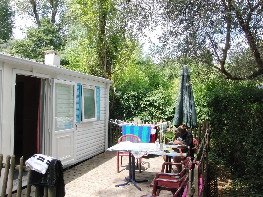 la-riviere-auribeau-sur-siagne-w01nb