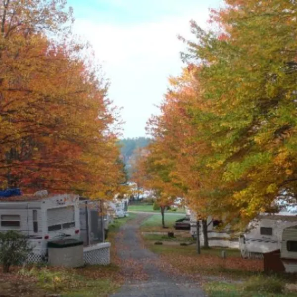 silver-lake-park-campground-cabins-belmont-90tgn