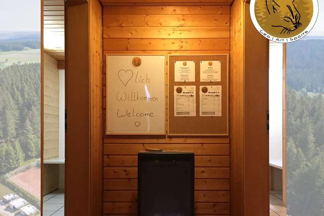 lynx-camp-schonwald-im-schwarzwald-q6o7l