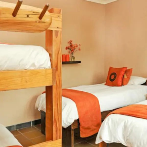 tube-n-axe-backpackers-lodge-storms-river-tsitsikamma-4r2xh