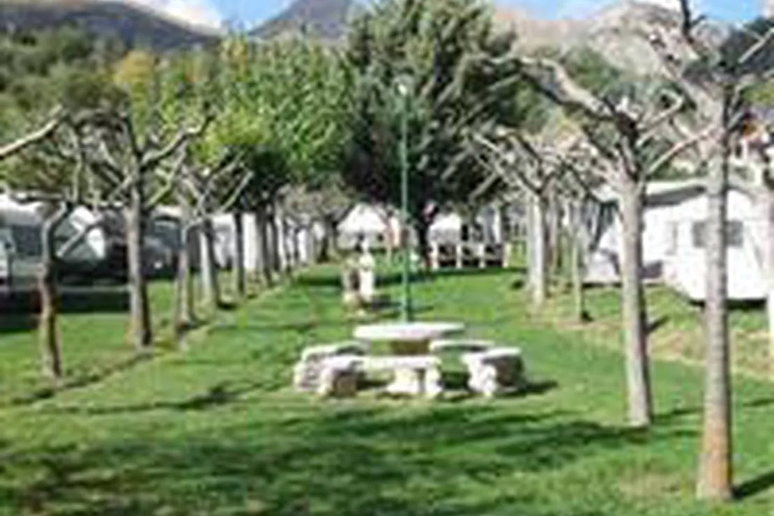 camping-escarra-sallent-de-gallego-ygzx6