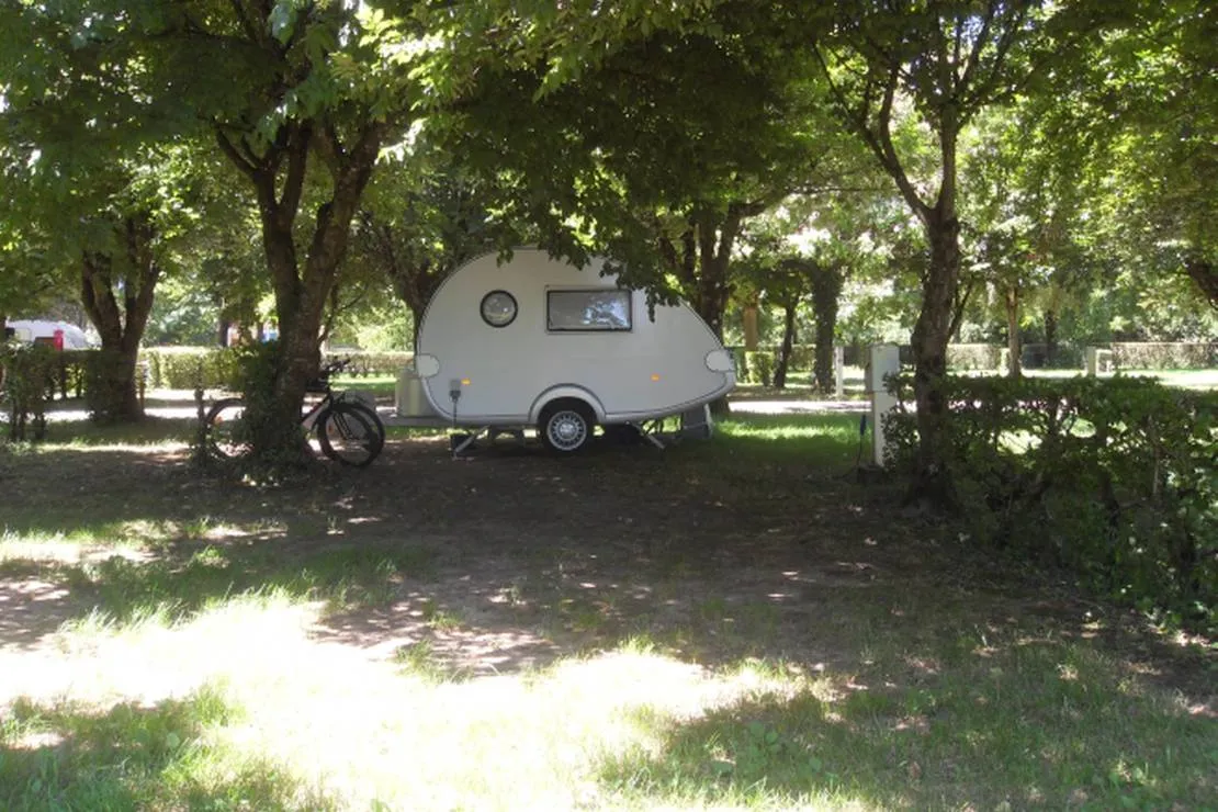 camping-le-chapeau-chinois-villersexel-6sp6m