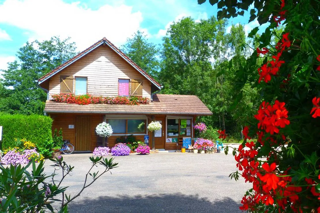 camping-le-chapeau-chinois-villersexel-99ovp