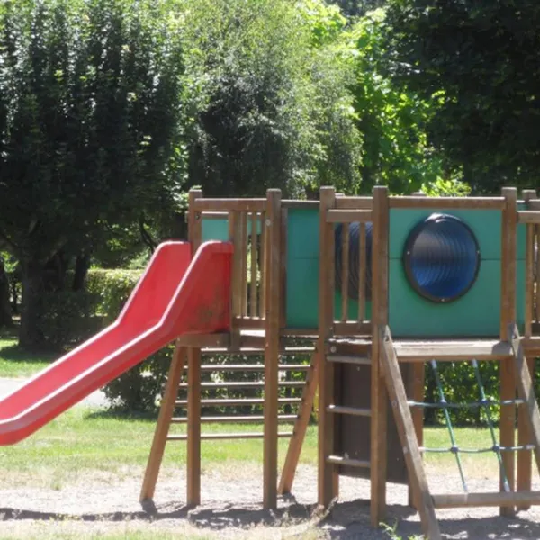 camping-le-chapeau-chinois-villersexel-da0k1