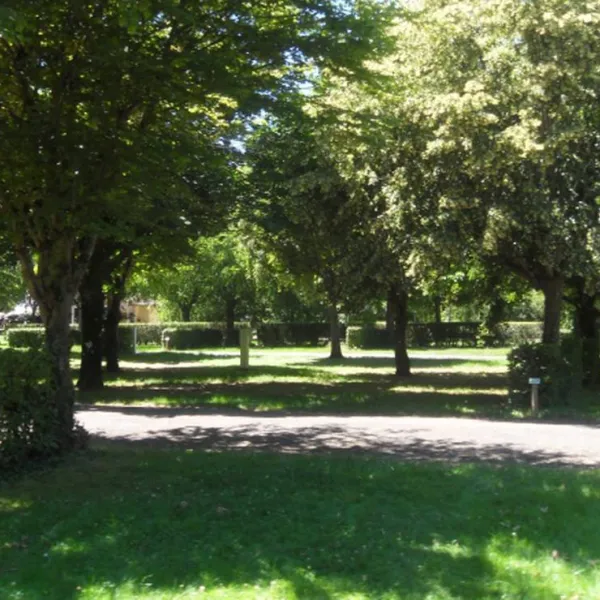 camping-le-chapeau-chinois-villersexel-uukqz