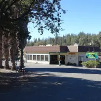 fawndale-oaks-rv-park-redding-e16pn