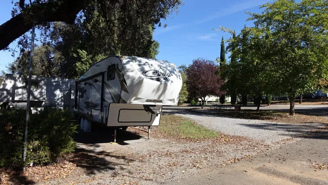 fawndale-oaks-rv-park-redding-voxst