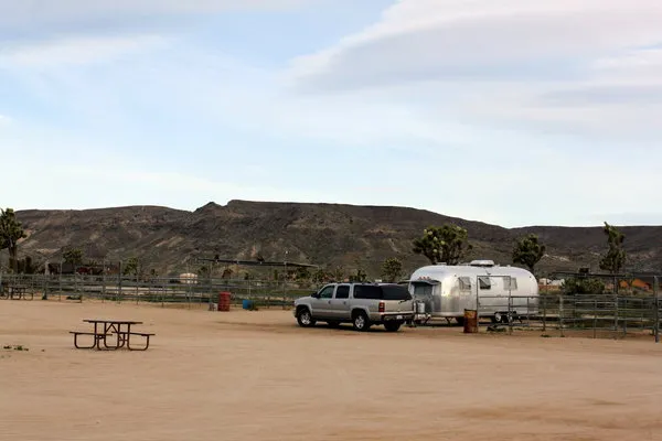 camp-pioneertown-pioneertown-b5pfn