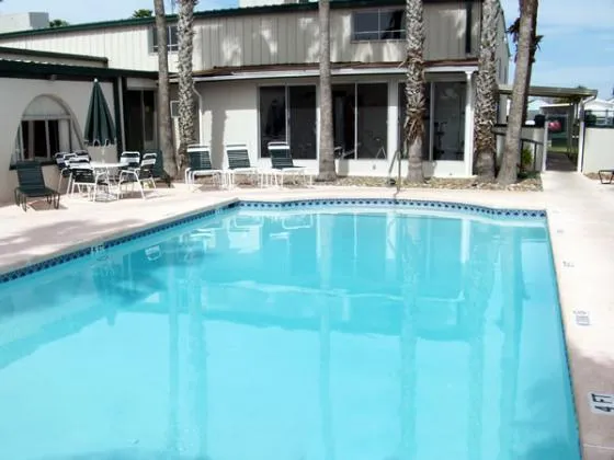 casa-del-valle-rv-resort-alamo-fu7zb