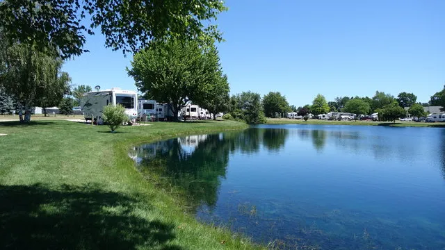 ponchos-pond-rv-park-ludington-nwapi