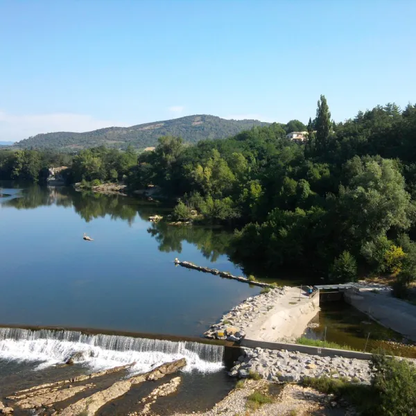 le-casque-roi-salavas-ardeche-wkxdg