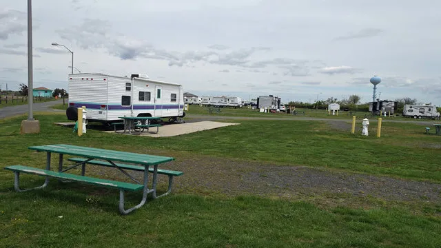 nickerson-beach-campground-lido-beach-9wxbv