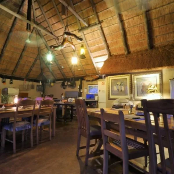 croc-bridge-safari-lodge-entrance-of-crocodile-bridge-gate-gomondwane-road-27pqa