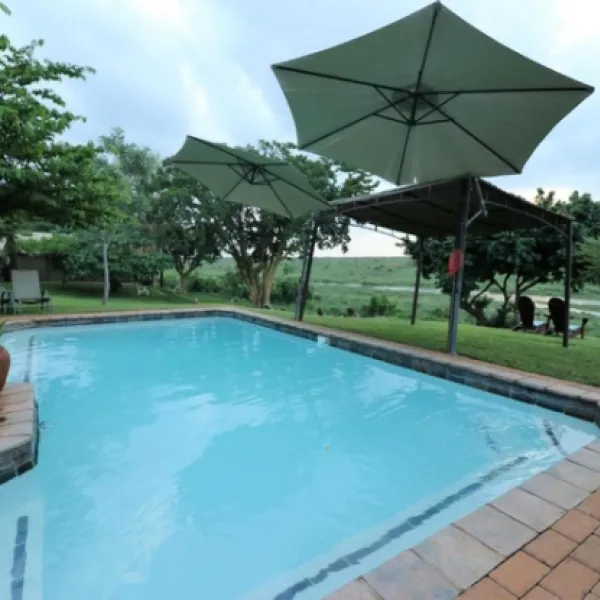croc-bridge-safari-lodge-entrance-of-crocodile-bridge-gate-gomondwane-road-g8mvr