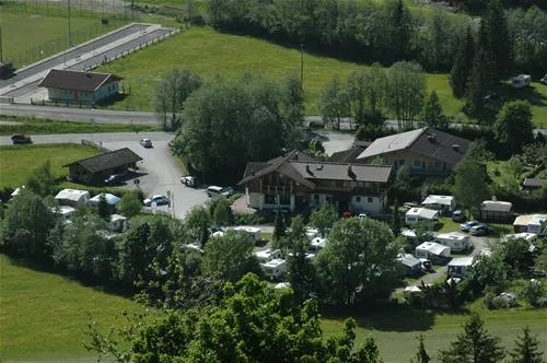 snp-wald-im-pinzgau-92q8f