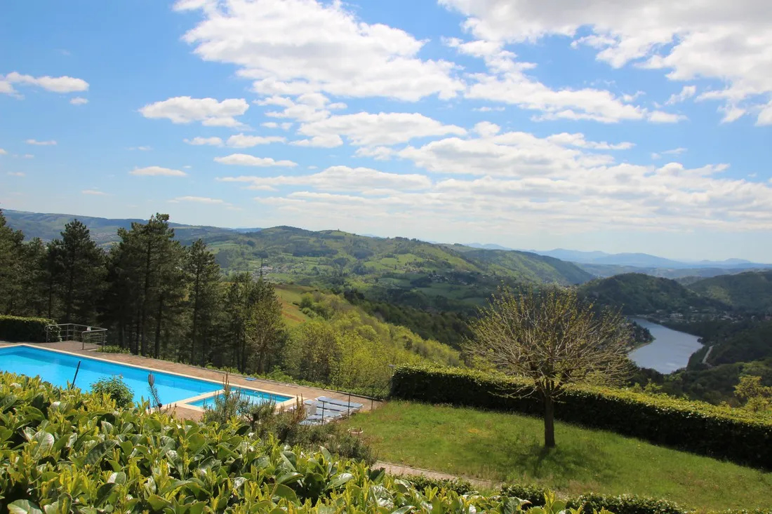domaine-naturiste-le-dorier-st-victor-sur-loire-updpw