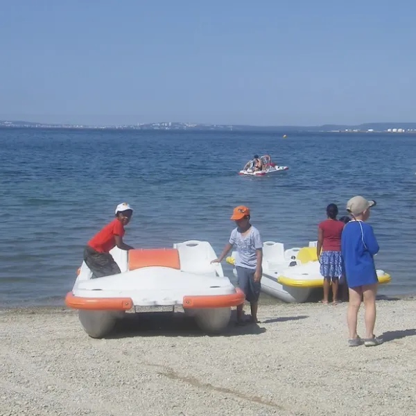marina-plage-vitrolles-nqykr