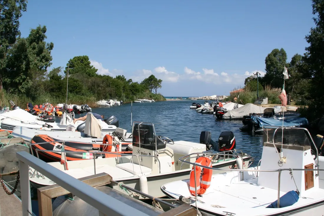 dolce-vita-calvi-unfx9