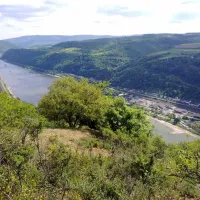schonburgblick-oberwesel-vngp7