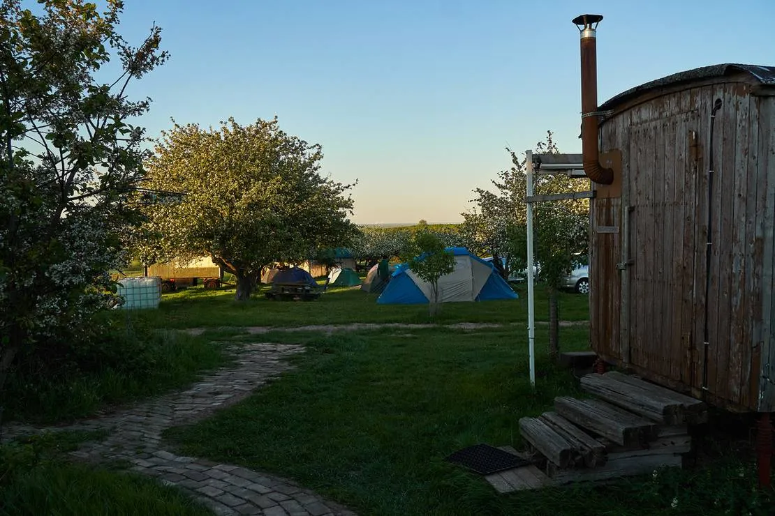 zeltwiese-lobejun-wettin-lobejun-da75i