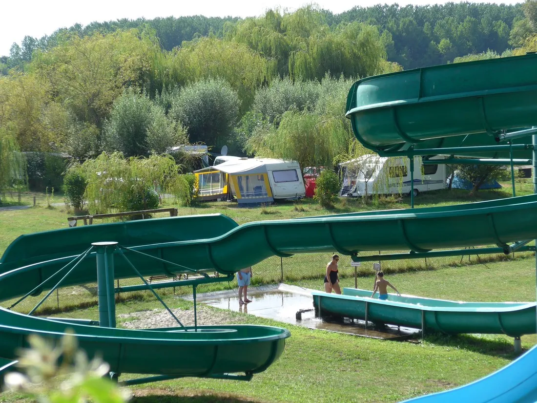 municipal-de-la-plage-st-aulaye-dordogne-wqxd7