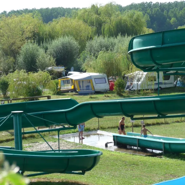 municipal-de-la-plage-st-aulaye-dordogne-wqxd7
