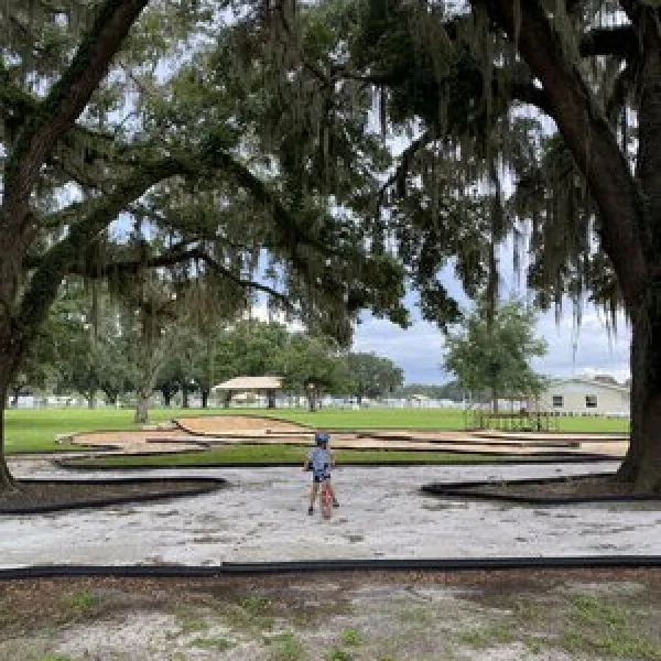 Paradise Oaks RV Resort