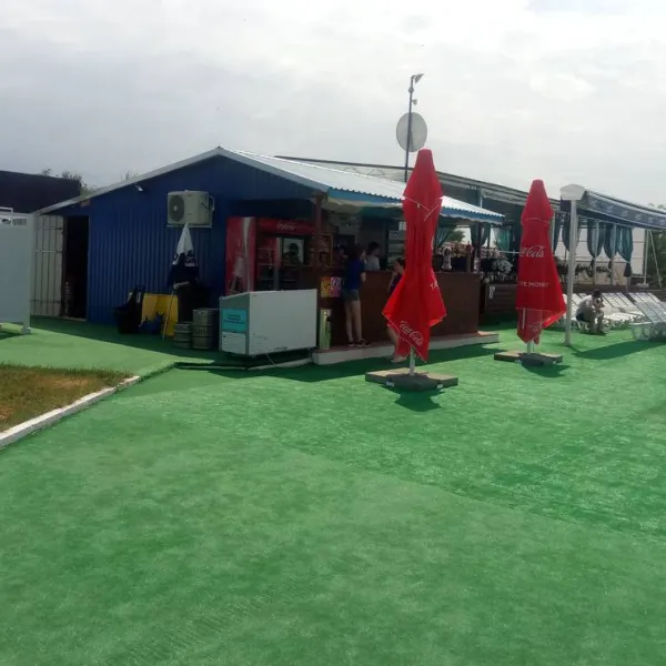 aqualands-camping-rosu-3mxqs