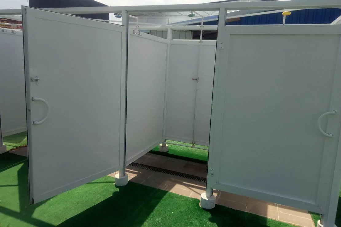 aqualands-camping-rosu-ux9c5