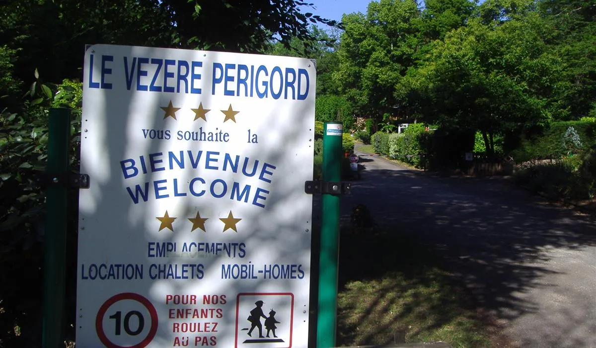 bouyssou-tursac-dordogne-whtgf