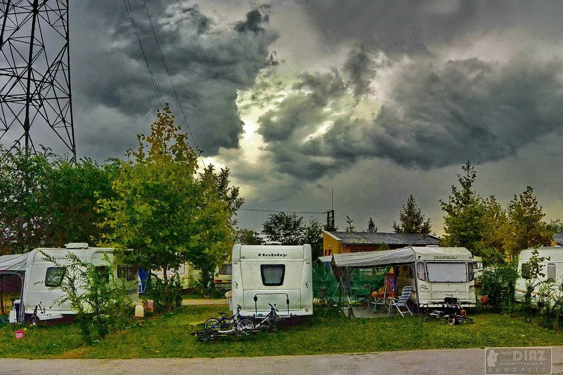 thermal-camping-aqua-land-rackeve-nnhpw
