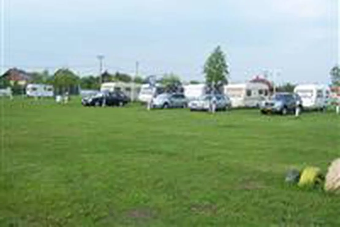 helena-campingpark-level-emo71