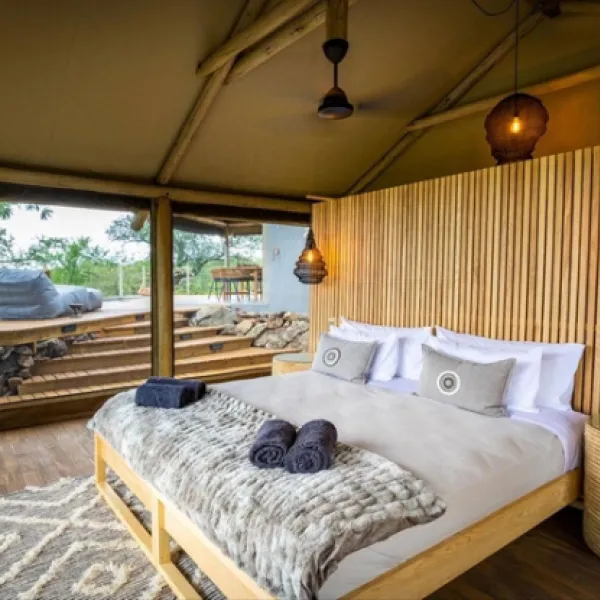 bushveld-bivouac-lekkergoed-farm-r40-wkkvb